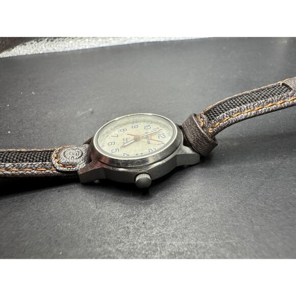 Vtg Timex Expedition Watch Women's 26mm Indiglo WR 50M Brown Leather Strap - Picture 5 of 8